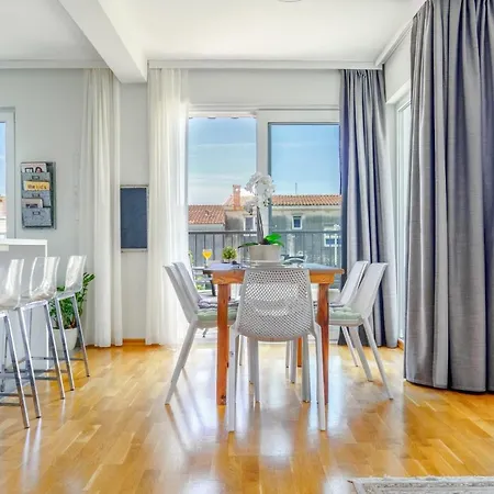 Emilia Lofts *
