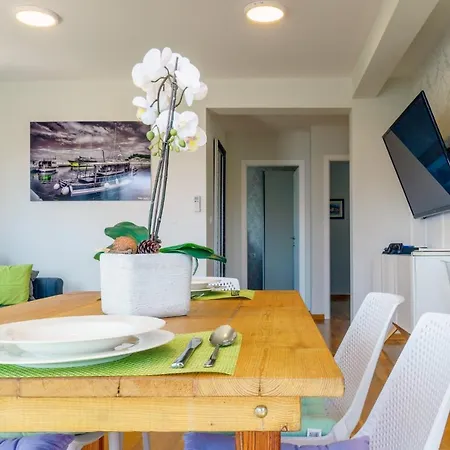 Emilia Lofts Apartament Tučepi