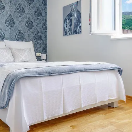 Emilia Lofts Tučepi