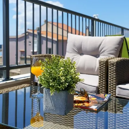 Emilia Lofts Tučepi