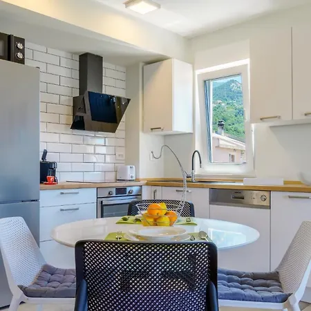 Emilia Lofts Apartament Tučepi