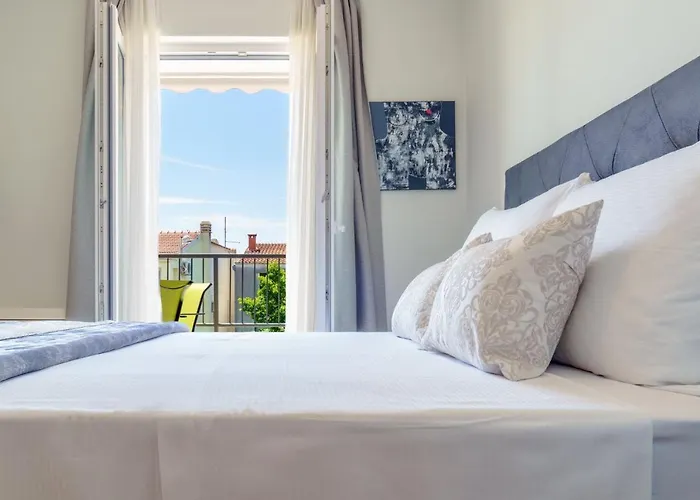 Emilia Lofts Lägenhet Tučepi