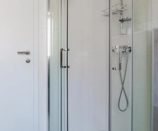 Emilia Lofts 아파트